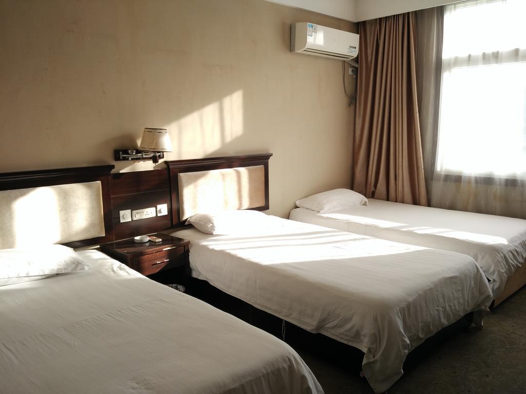 Wudang International Youth Hostel Danjiangkou ภายนอก รูปภาพ